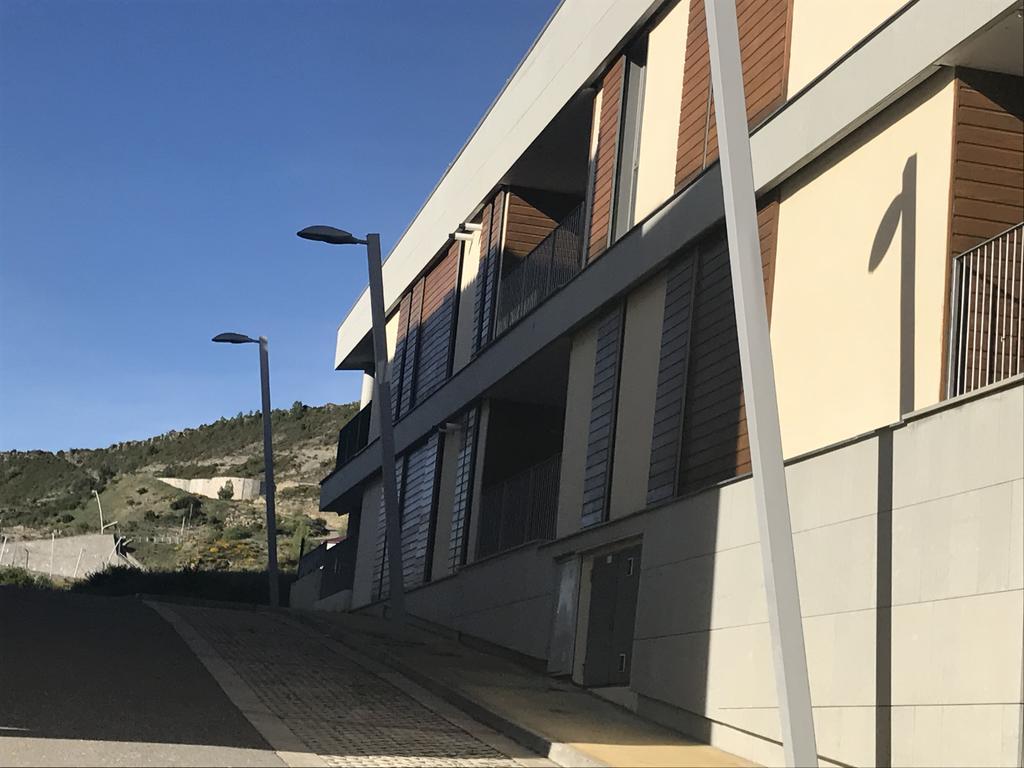 Apartamento Golf Y Nieve Sabiñánigo Exterior foto