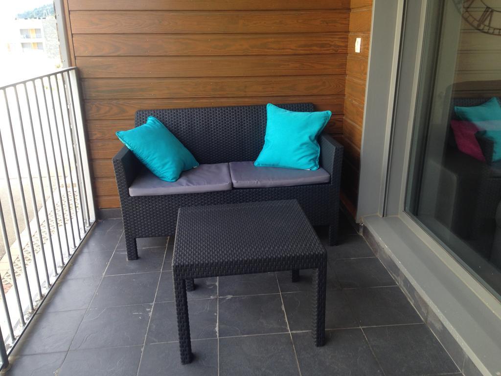 Apartamento Golf Y Nieve Sabiñánigo Exterior foto